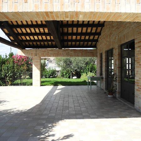 Agriturismo Eschito Hotel Montottone Exterior photo